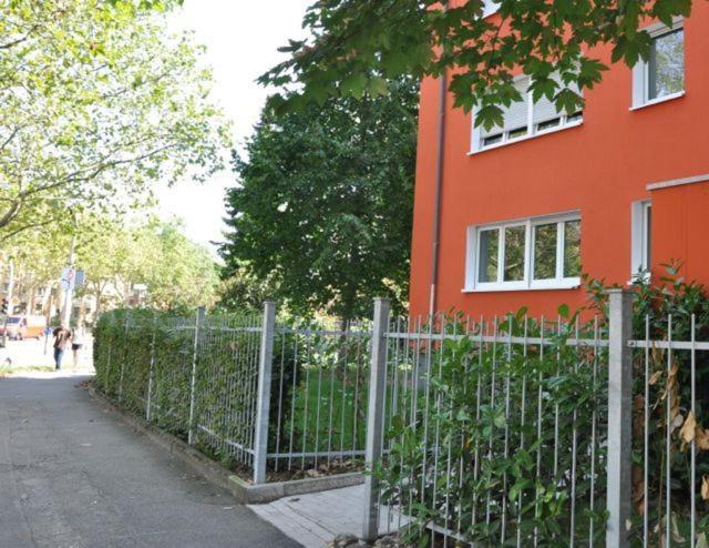 Apartment Mida Freiburg Bagian luar foto